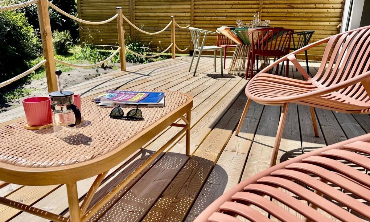 Boucau Cabin | State-of-the-art lodge with private whirlpool, AC and high-speed wifi.