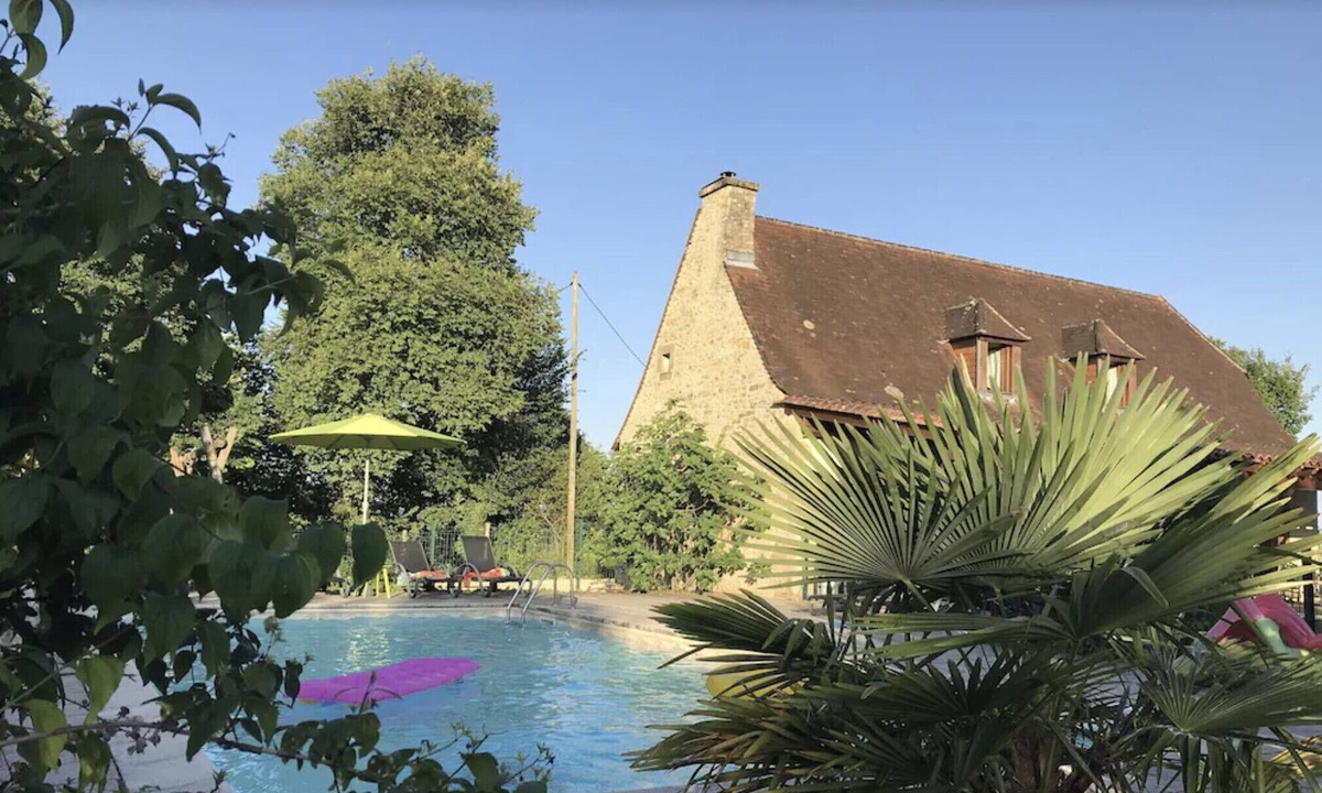 Plazac Ski Chalet | Stone house with swimming pool and large garden