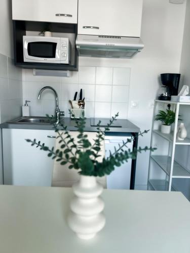 Lormont Apartment | Studio in Lormont with Free Parking