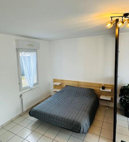 Jaunay-Clan Apartment | Studio lumineux & cosy, 3 min du Futuroscope
