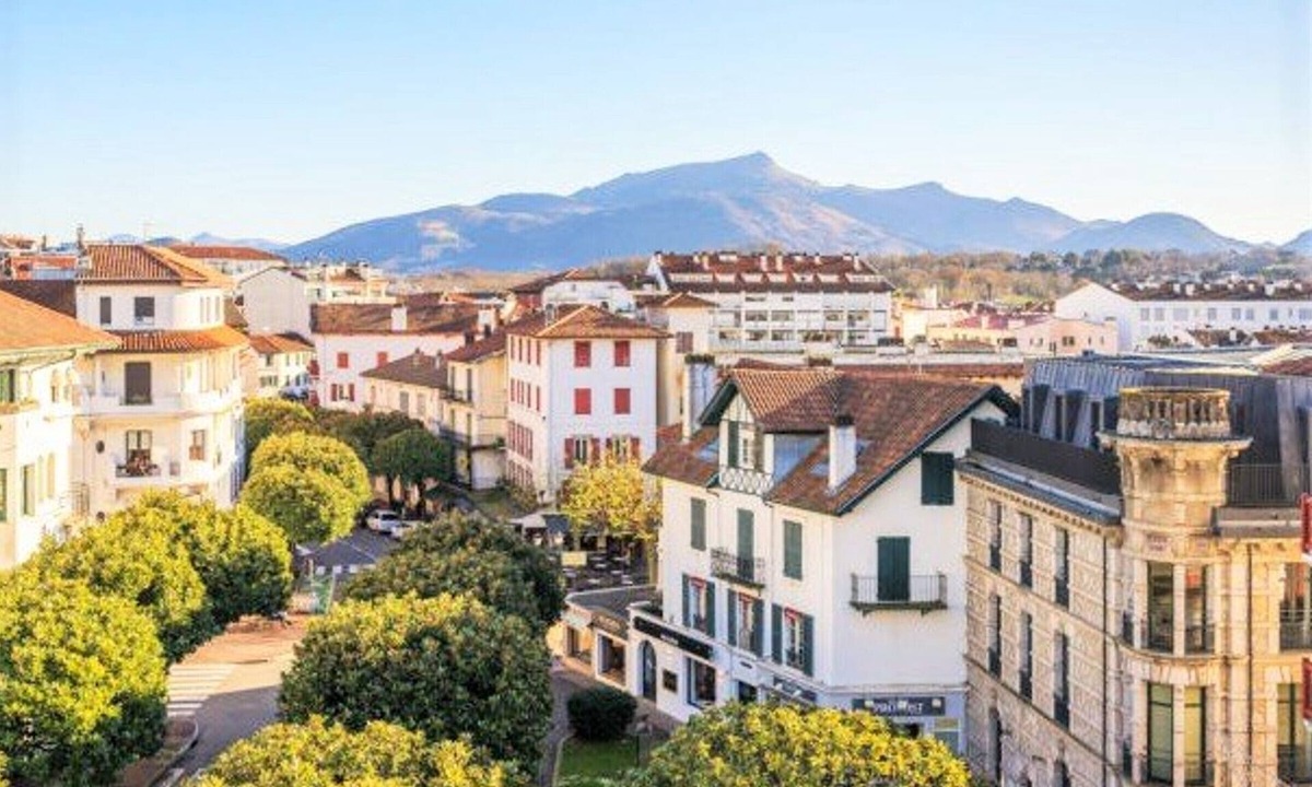 Saint-Jean-de-Luz City Center Apartment | Studio Saint-Jean-de-Luz, studio flat, 2 persons