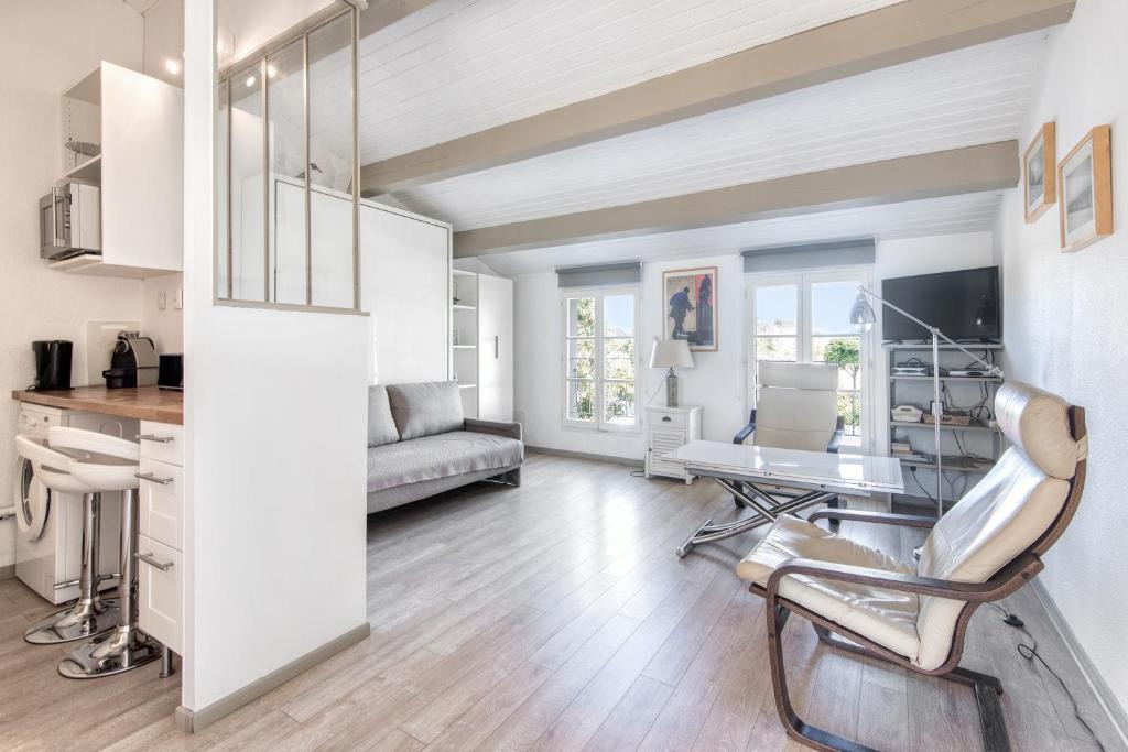 Saint-Martin-de-Re Apartment | Studio Vue Mer