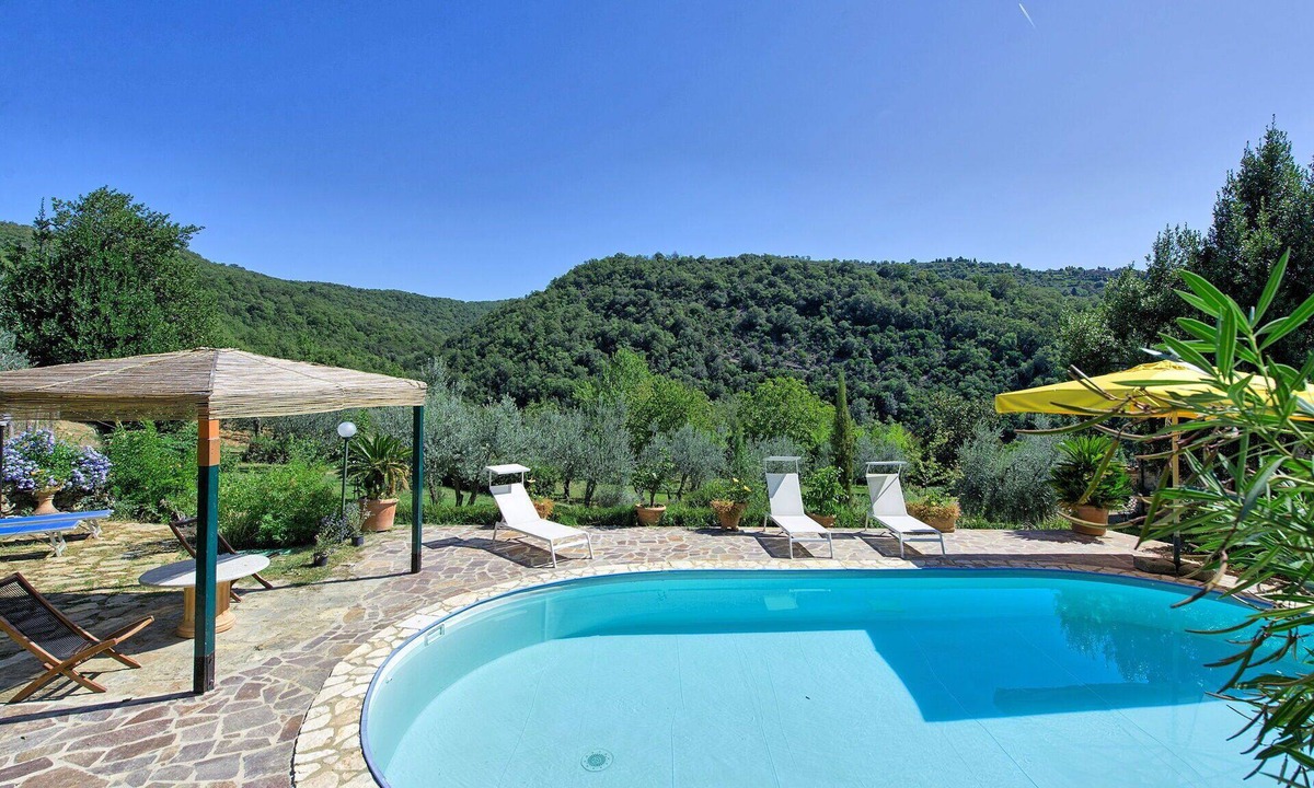 Greve in Chianti Villa | Stunning private villa for 6 guests with A/C, WIFI, private pool, TV, patio and panoramic view