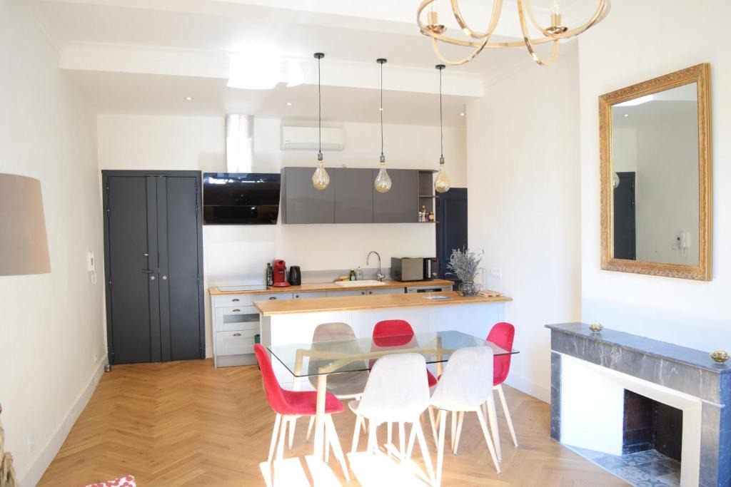 Couronne Urbaine Apartment | Sublime Apt With Wifi In The Heart Of The City!