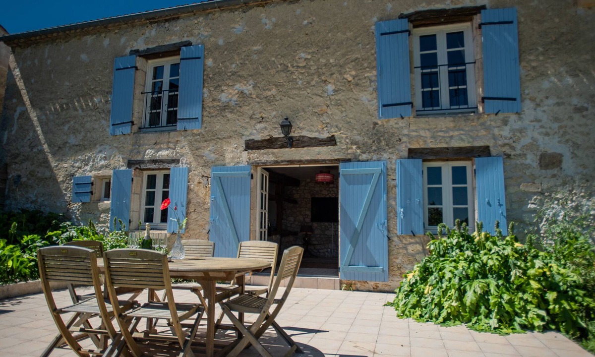 Savignac-de-Duras House | Sublime manor house with view and a private pool