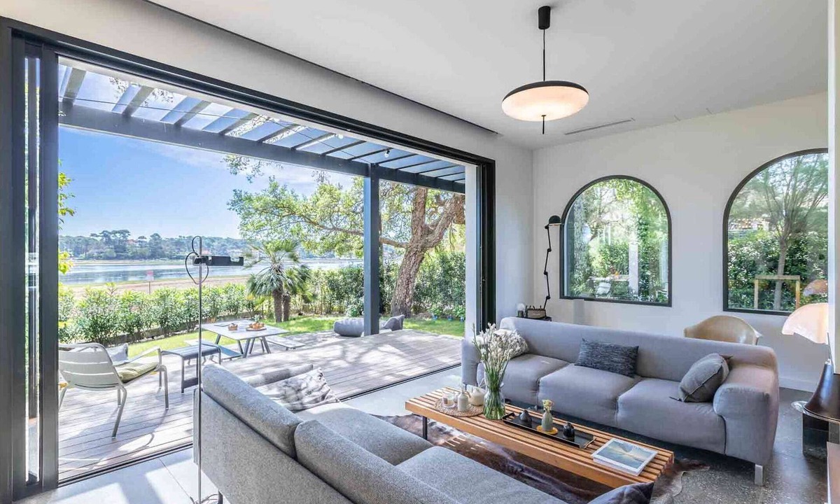 Soorts-Hossegor House | Sublime Villa Basco-landaise Avec Accès Privé au lac