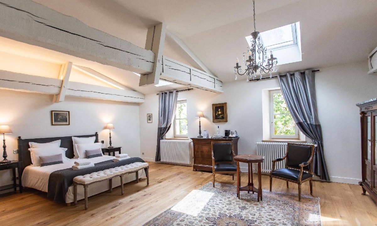 Latresne Bed & Breakfast | Suite Olivier, Château Gassies, charm 15 minutes from Bordeaux, up to 4 guests