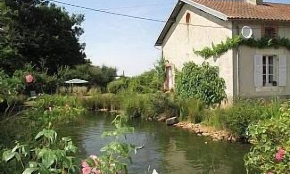 Lathus-Saint-Remy Cottage | Summer house at our Organic Farmhouse
