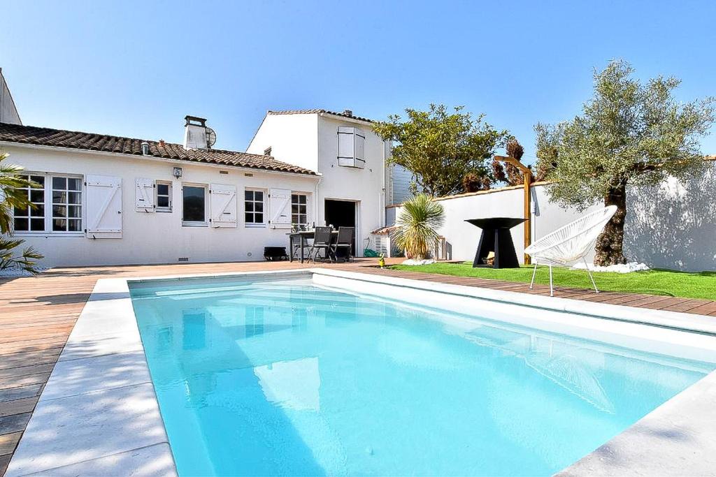 La Couarde-sur-Mer Villa | Superbe villa avec piscine chauffée