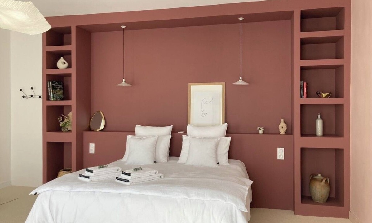 Centre Ville Bed & Breakfast | ! Tastefully renovated guest house in NIORT. 5 minutes from the Marais Poitevin
