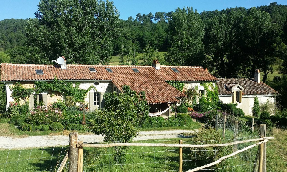 Issac House | Tranquil transformed millhouse set in 4 acres of stunning Dordogne countryside.