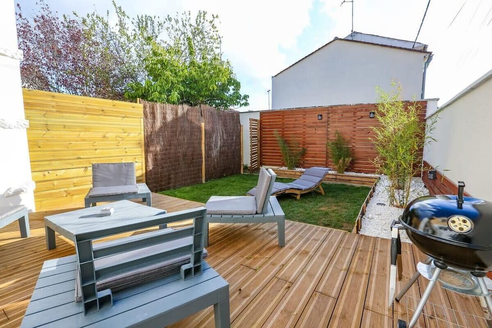 Cognac Apartment | Tropi' Cognac - Terrace & garden - 1 to 3 bedrooms