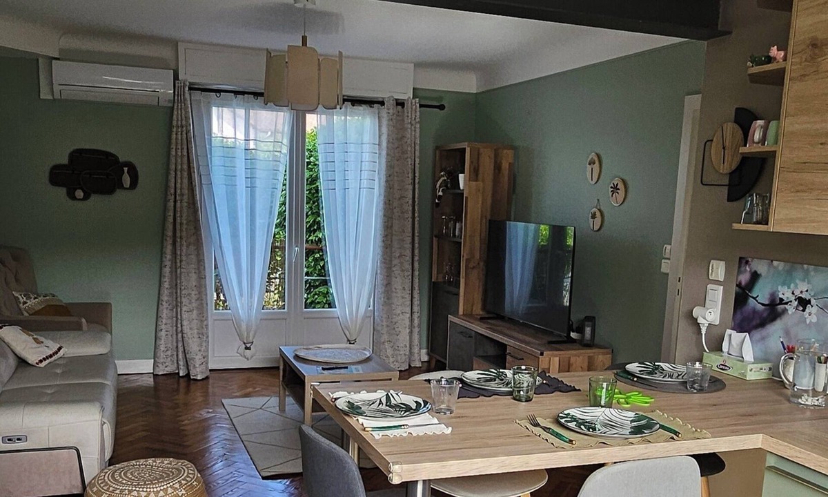 Dax House | Vacation home; 5 min from the center of Dax and 30 min from the beaches