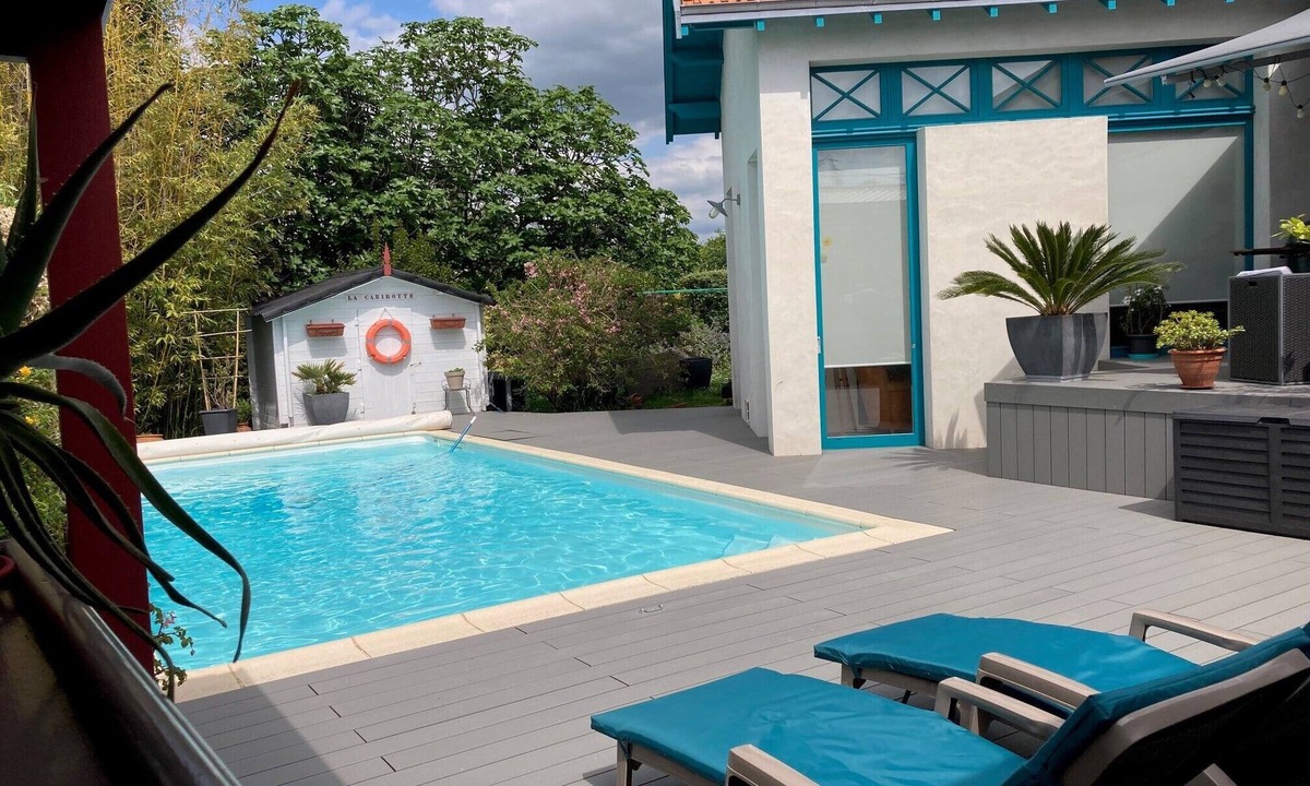 Fouras Bed & Breakfast | Very pleasant bed and breakfast in a villa with swimming pool
