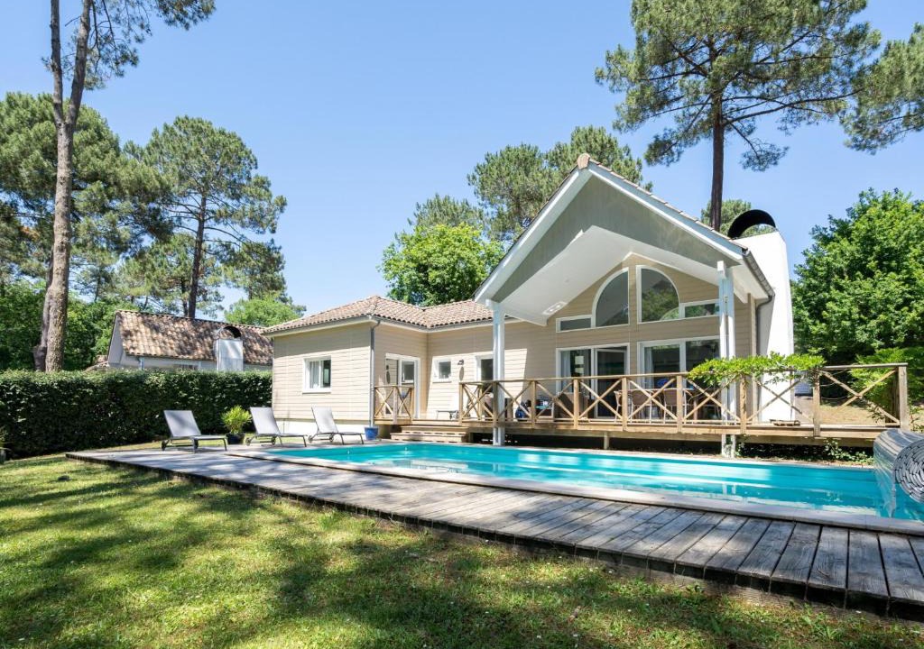 Biscarrosse House | Villa à Biscarrosse avec piscine chauffée et jardin pour 6 personnes - FR-1-521-93