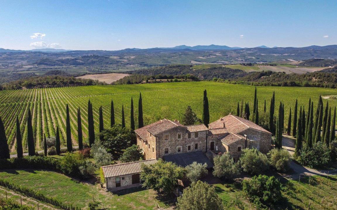 Camigliano Villa | Villa ∙ 6 bedrooms ∙ 12 guests