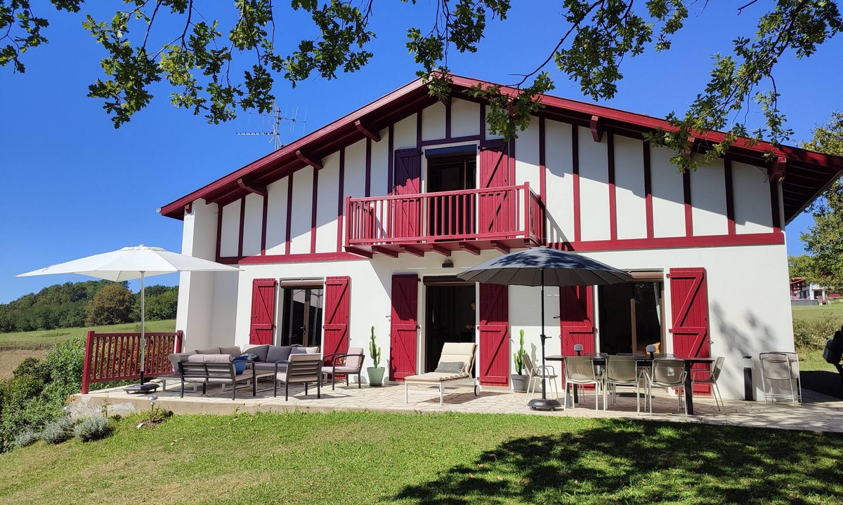 Souraide Villa | Villa "Haritzen Ondoan" 4 bedrooms magnificent view in the Basque Country