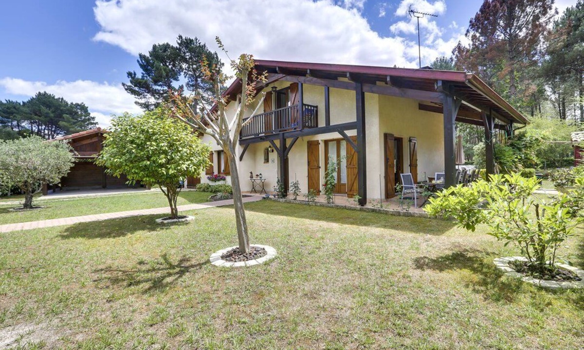 Seignosse House | Villa Landaise in the heart of the pine forest