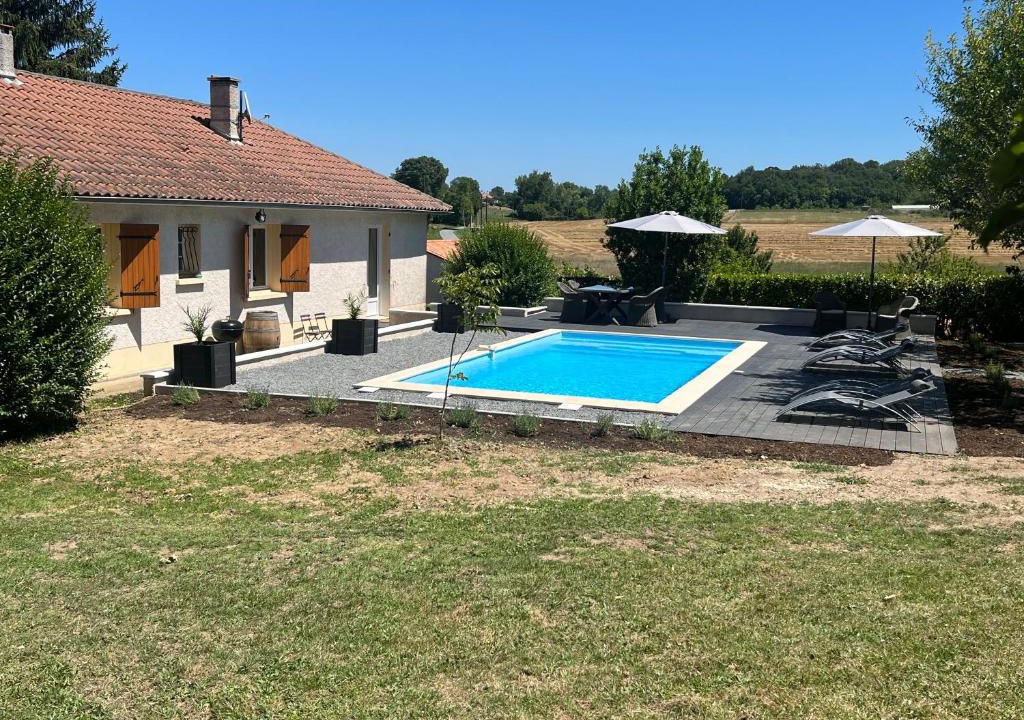 Saint-Antoine-Cumond Villa | Villa Le grand Renard