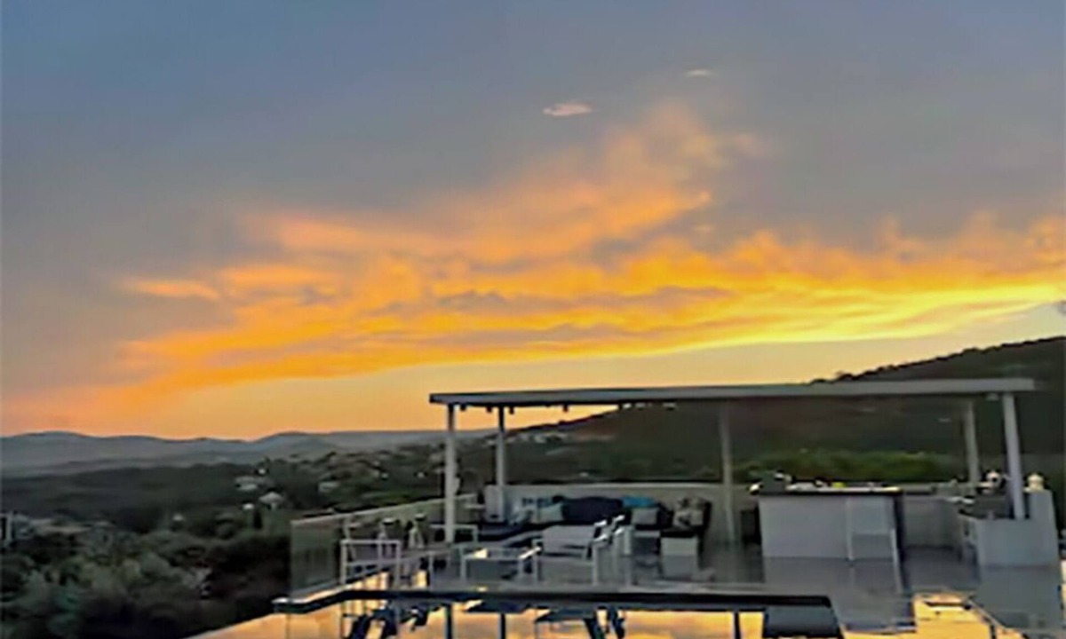 Les Restanques Villa | Villa Luxe Avec Piscine vue Paronamique de la Baie de St Tropez & Plages 10mns!
