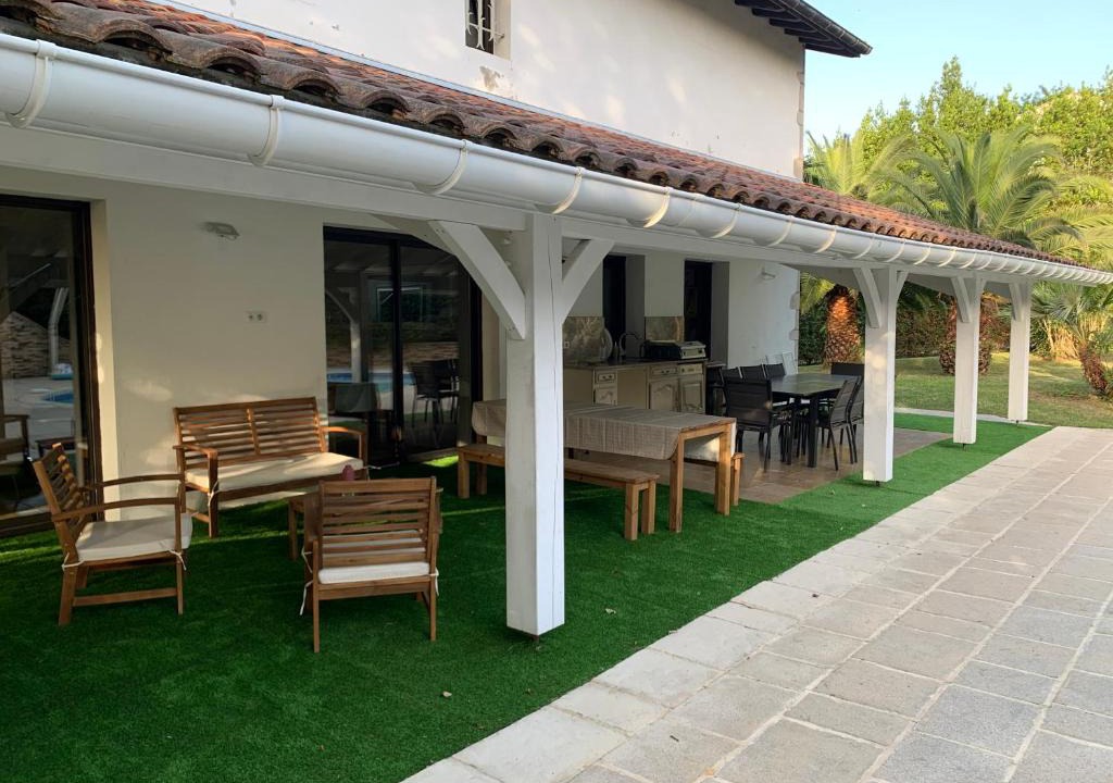 Kokotia Villa | VILLA MIQUELENIA AVEC LA CONCIERGERIE DES CLES DE SAINT JEAN DE LUZ
