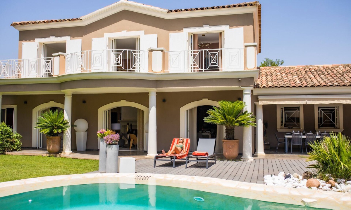La Crau Villa | Villa Novalya with swimming pool