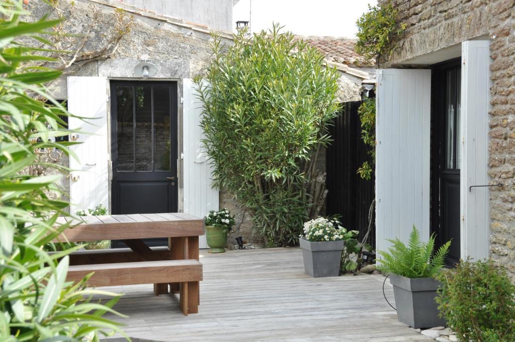 Les Portes-en-Re House | Villa Olivier