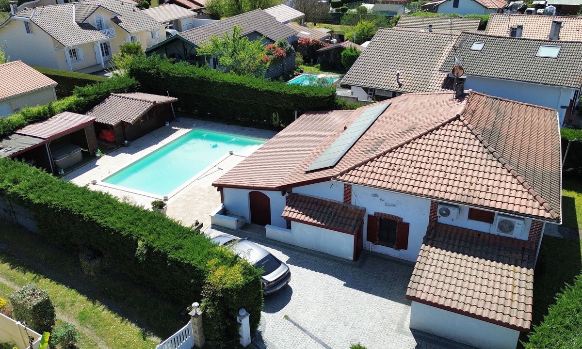 Soustons Villa | Villa with pool open veranda 40m2 5minutes downtown 5km from the sea