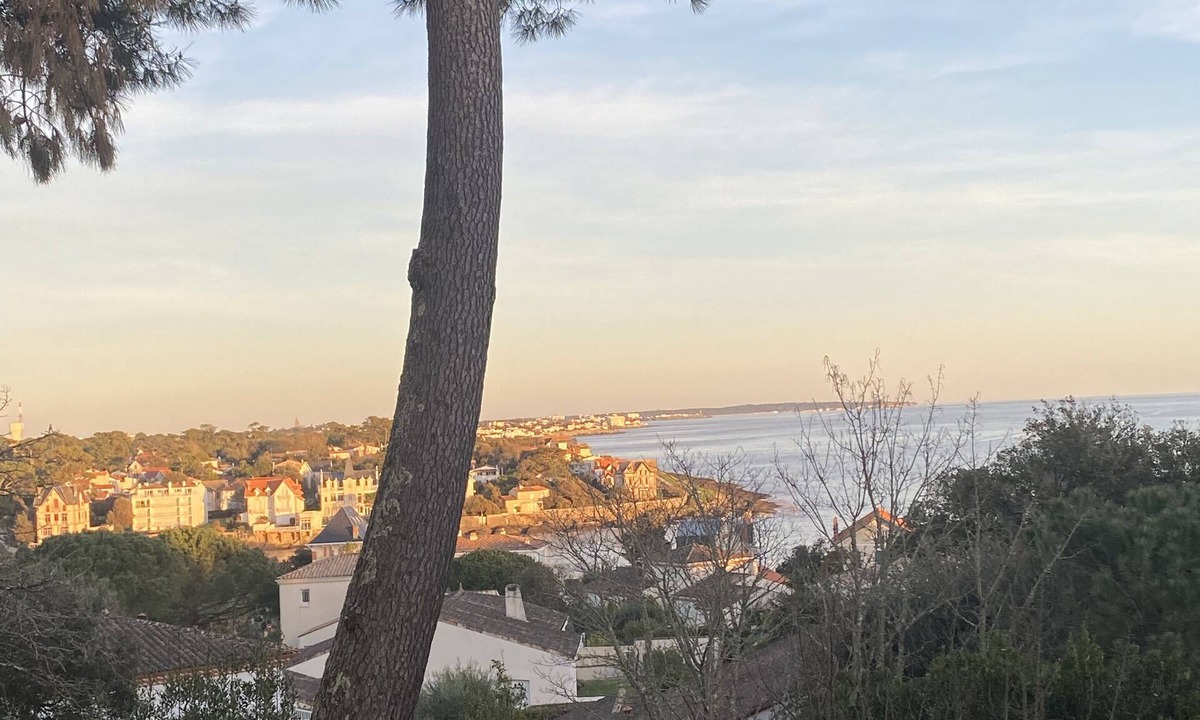 Saint-Palais-sur-Mer Apartment | VUE MER et Soleil Levant AU Belvedere