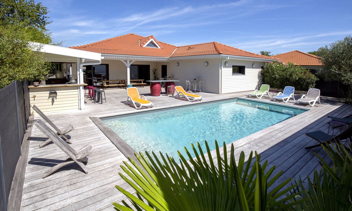 Gujan-Mestras Villa | Wooden villa 26 people Bord du Bassin d'Arcachon