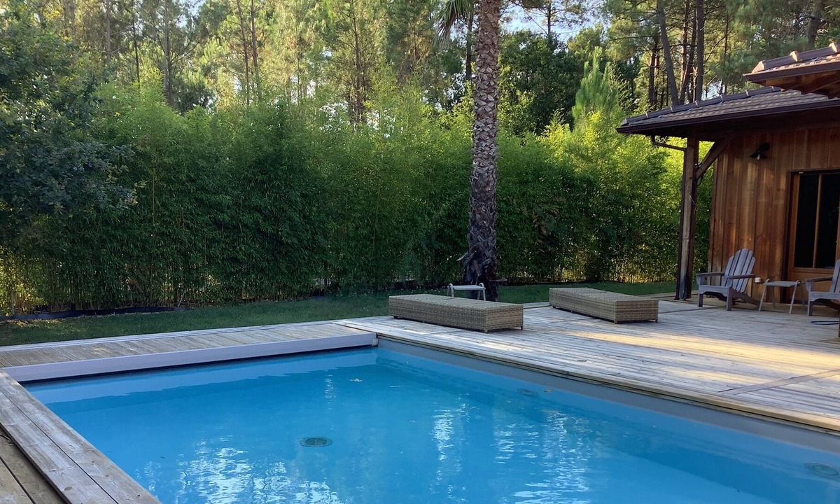 Lege-Cap-Ferret Villa | Wooden villa with heated pool-terrace and enclosed garden
