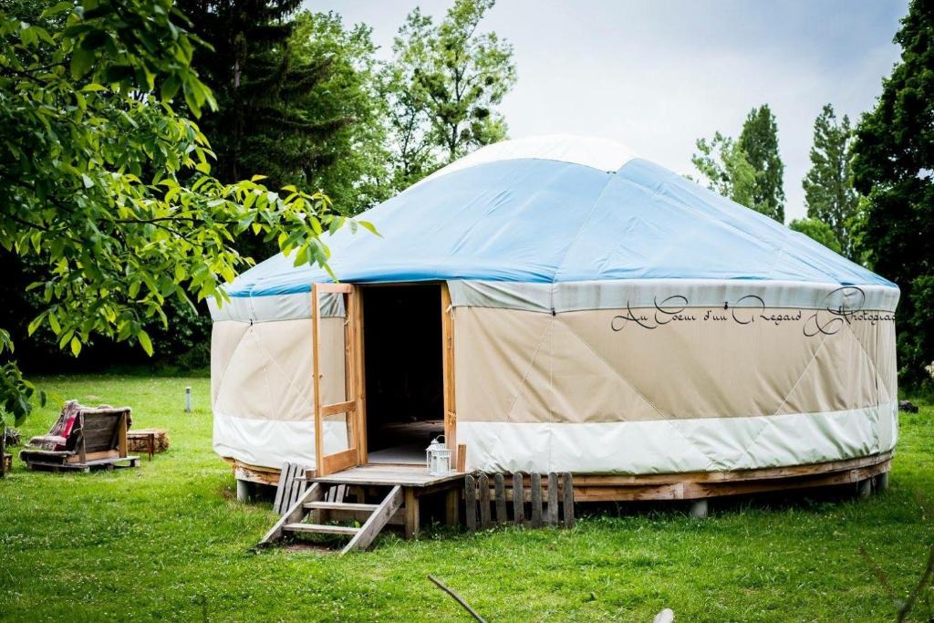 Monein House | Yourte Au fil de l'eau
