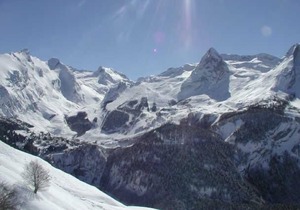 150m from ski slopes, 1st floor, view resort, fitness, swimming pool, sauna, balcony, tv, ski locker