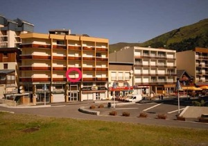 150m from ski slopes, 4th floor, view ski slopes, balcony, tv, 26m², Gourette