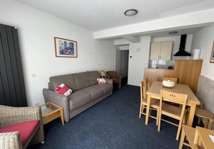 150m from ski slopes, 1st floor, view ski slopes, fitness, swimming pool, sauna, tv, ski locker