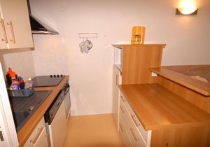 150m from ski slopes, 1st floor, view ski slopes, fitness, swimming pool, sauna, tv, ski locker