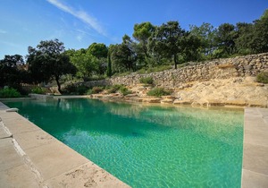 260 M2 STONE HOUSE BETWEEN AIX-EN-PROVENCE AND LUBERON, NATURAL POOL