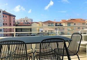 3 rooms comfort with private parking center