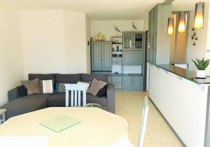 3 rooms comfort with private parking center