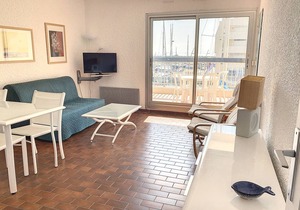 3-star 1-BR apartment in La Favière with pool and parking