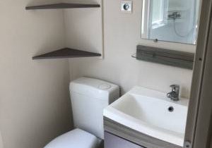 400 ft² Mobile home