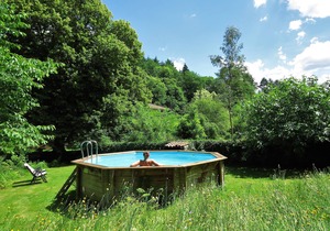 A charming rural gite for up to 2 people, 20 acres of grounds, wifi, by a river.