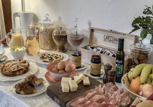 Agriturismo La Fattoria di Capezzana- Classic Room 2