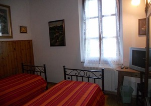 Apartment 10 min from the center overlooking the beautiful Tuscan countryside