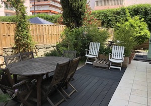 Apartment 3p ground floor 75 m2 large terrace 200m sea 2 parkings