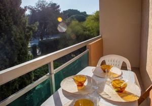 Apartment Côte d'Azur in Bormes-les-Mimosas - 4 persons, 1 bedrooms