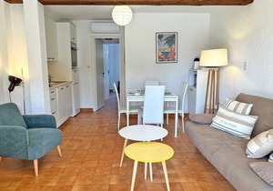 Apartment for 4 people – Air conditionning - Swimming pool and tennis – WiFi - Ste Maxime –.