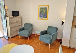 Apartment for 4 people – Air conditionning - Swimming pool and tennis – WiFi - Ste Maxime –.