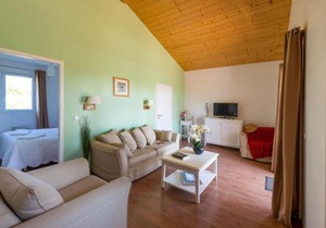 Apartment Les Cottages du Lac T4 by Interhome