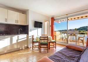 Apartment Les Rives de la Favière-8 by Interhome
